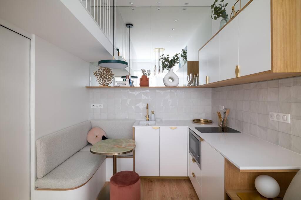 Bel Appartement D'Architecte Au Coeur De París Exterior foto