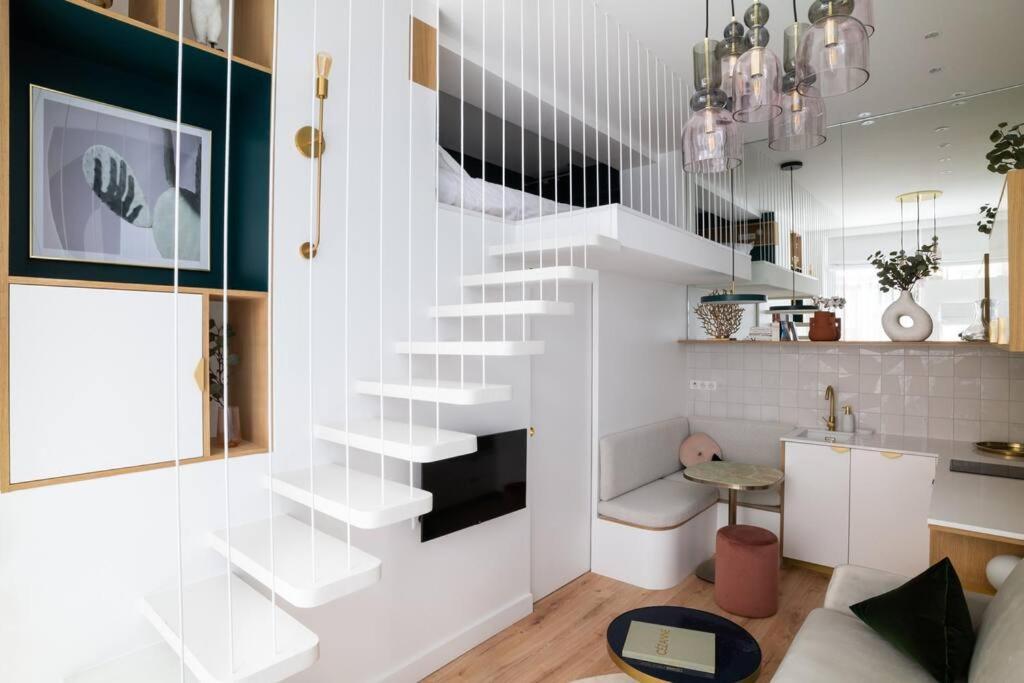 Bel Appartement D'Architecte Au Coeur De París Exterior foto