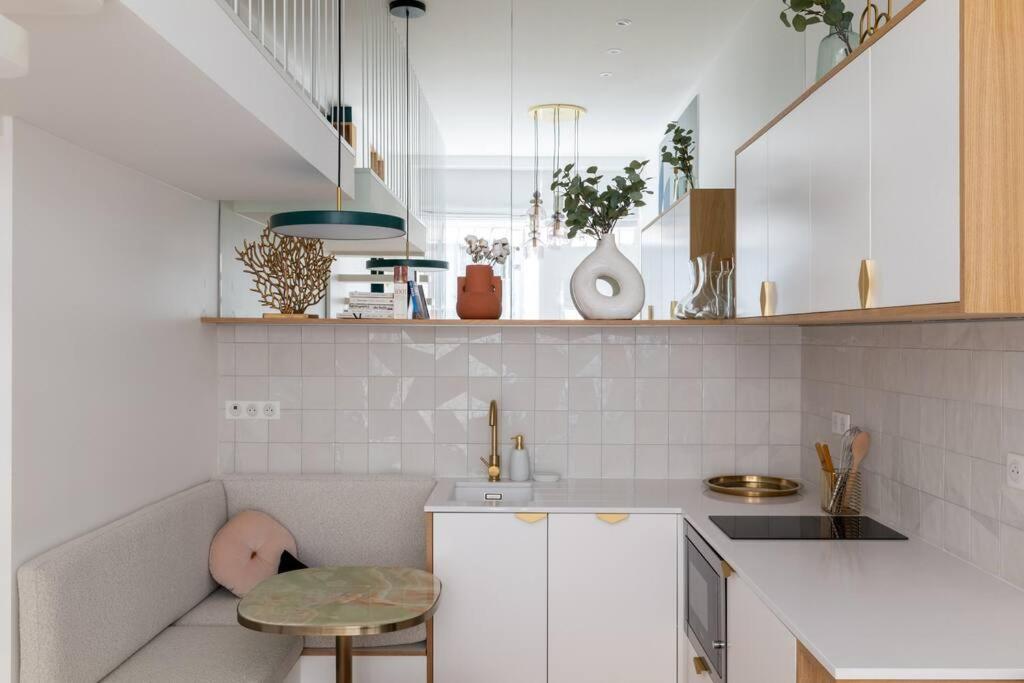 Bel Appartement D'Architecte Au Coeur De París Exterior foto